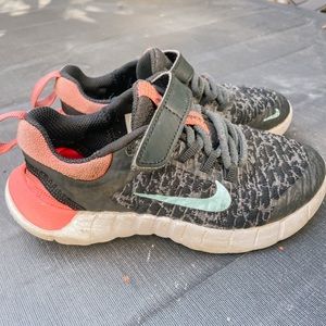 Nike toddler girls size 12 sneakers